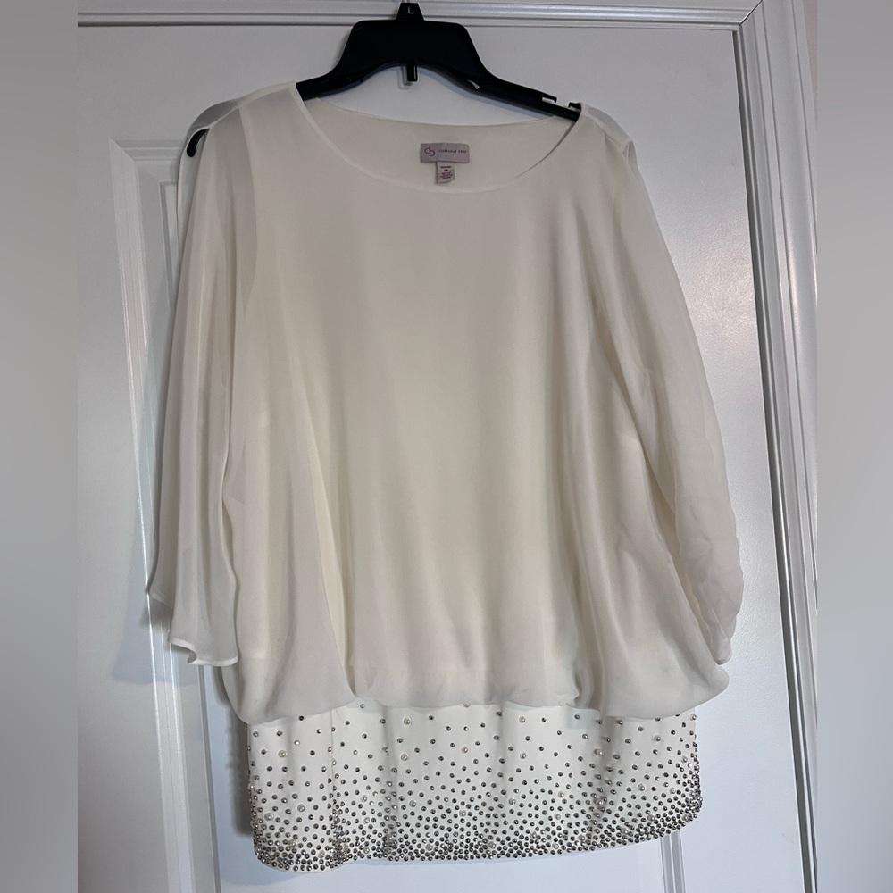 White flowy blouse with sparkle